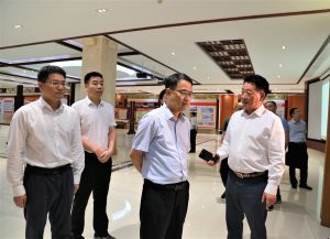 宜春市委副書記、代市長(zhǎng)譚贛明視察仁和集團(tuán)